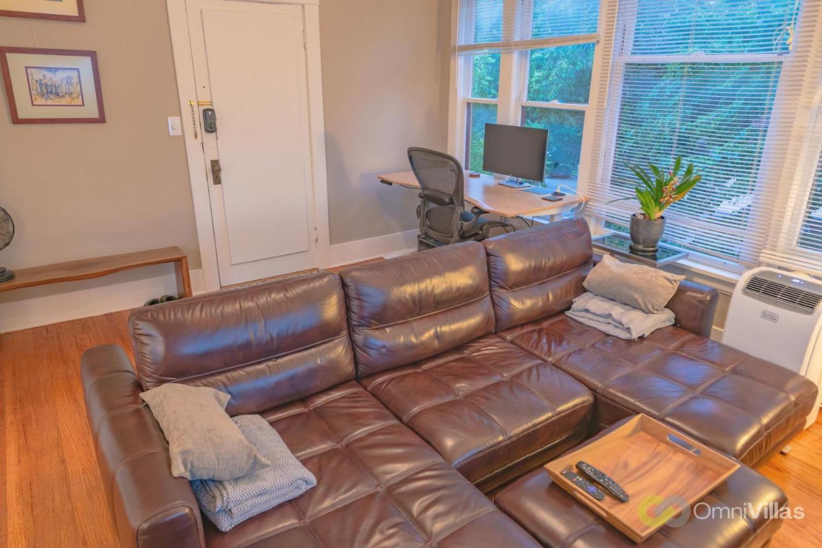 Bright Vintage In The Heart Of Apartment *